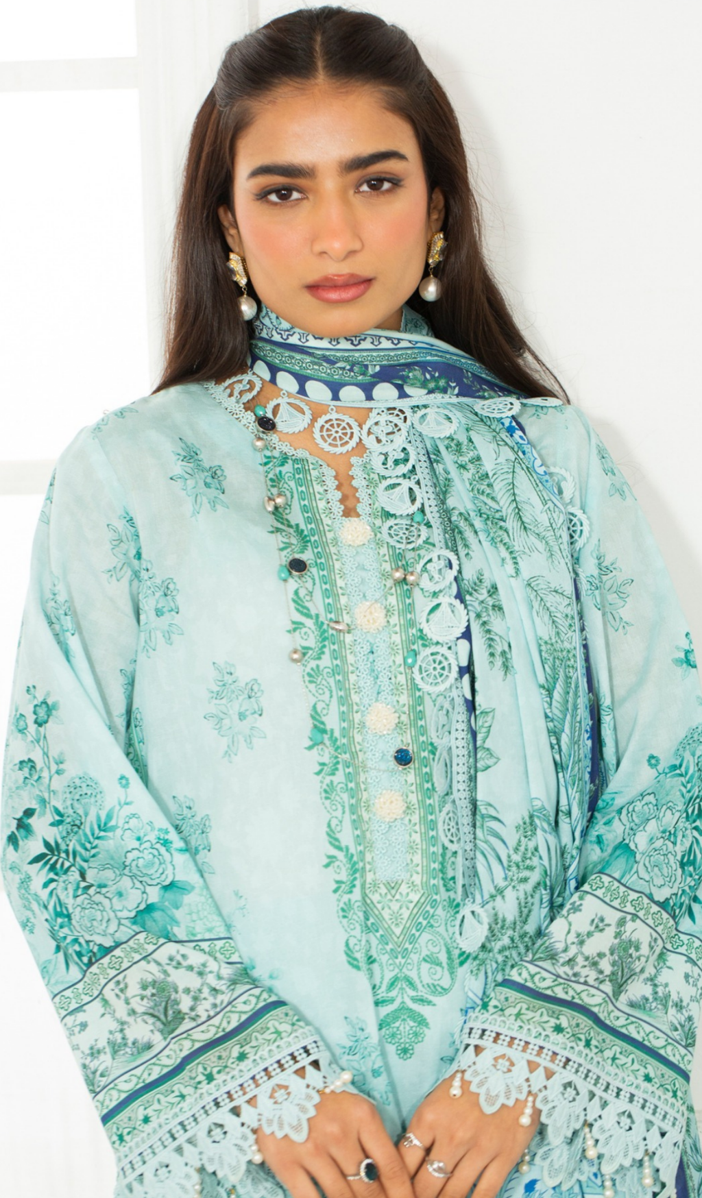 3 Piece Unstitched Digital Printed Lawn - V1404