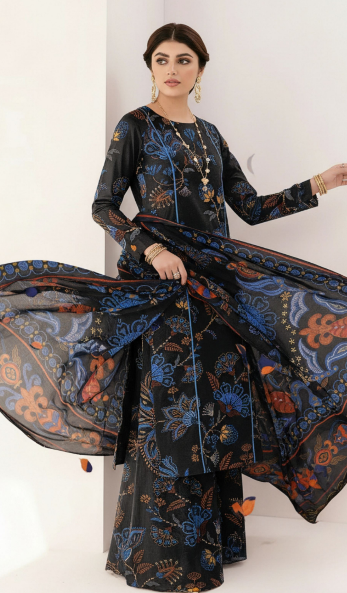 3 Piece Unstitched Digital Printed Lawn - V1704