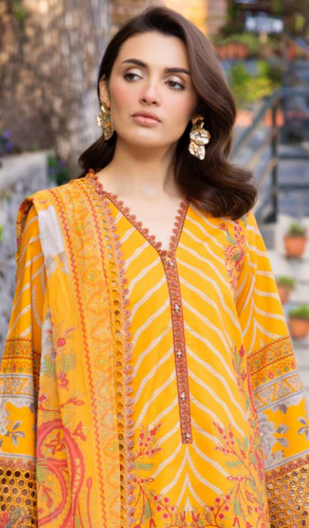 3 Piece Unstitched Embroidered Lawn - V2006