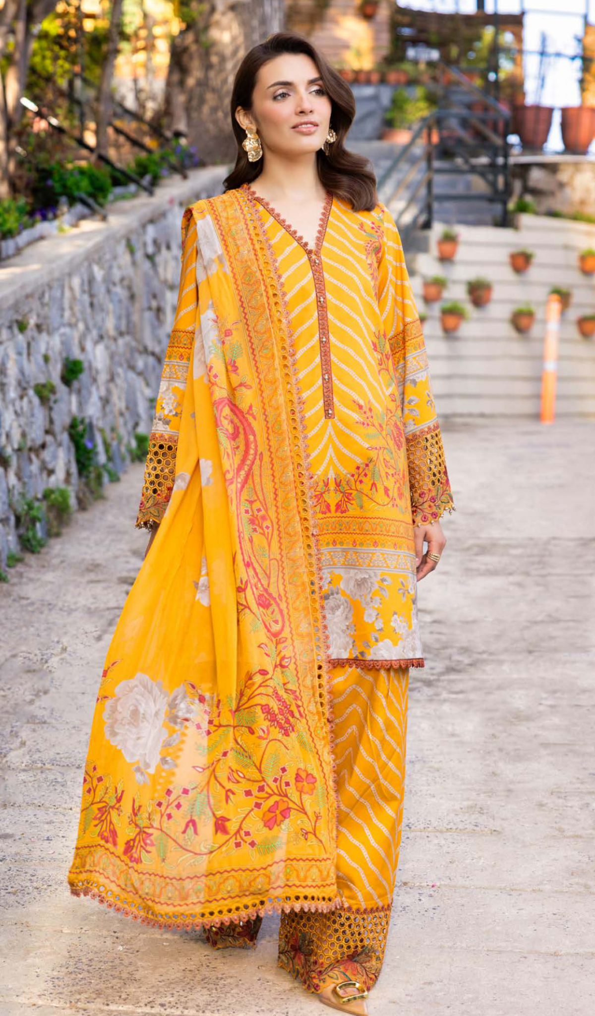 3 Piece Unstitched Embroidered Lawn - V2006