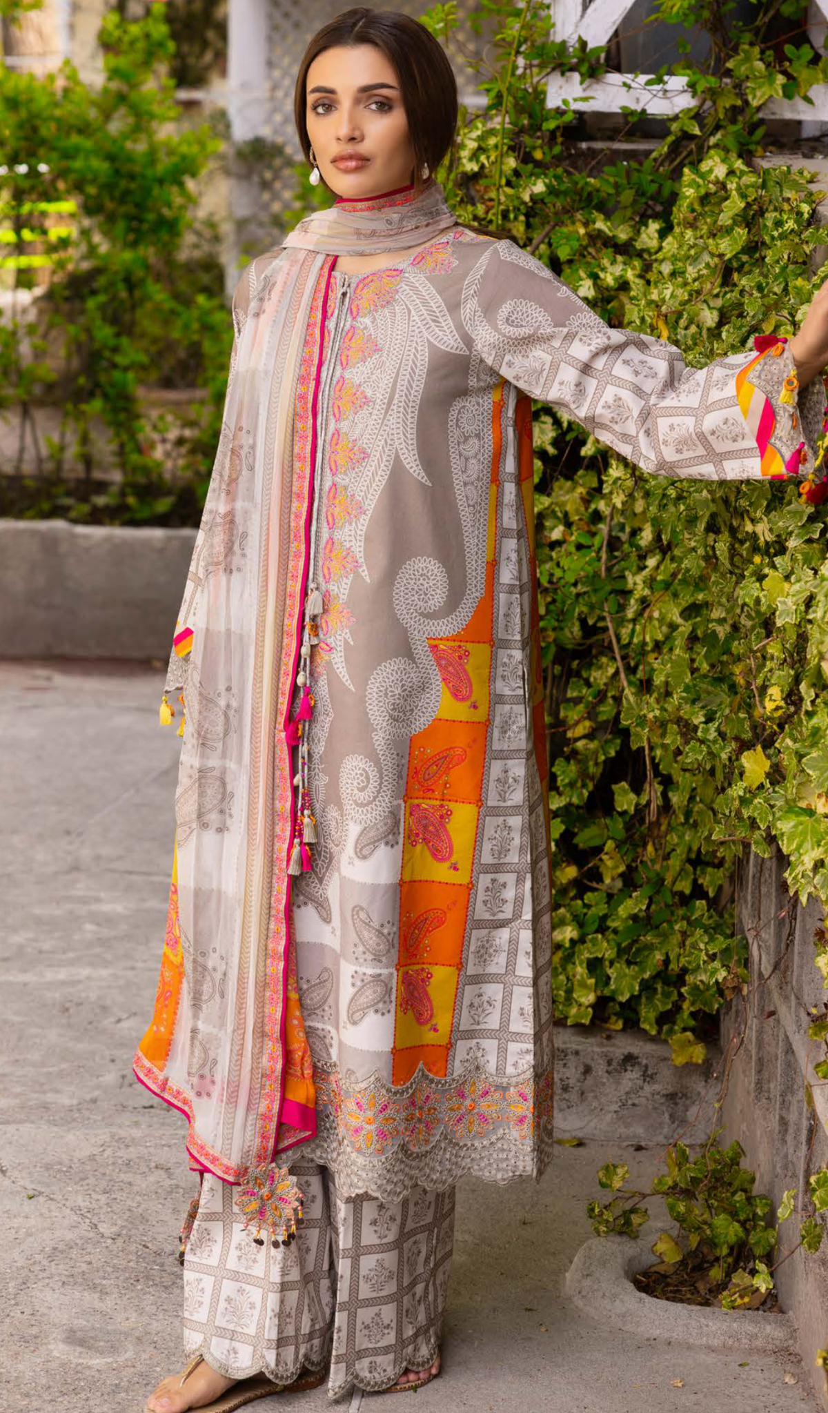 3 Piece Unstitched Embroidered Lawn - V2008