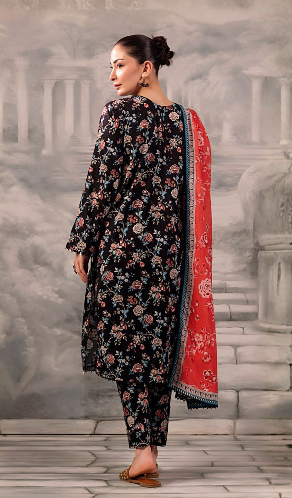 3 Piece Unstitched Digital Printed Lawn - V1302