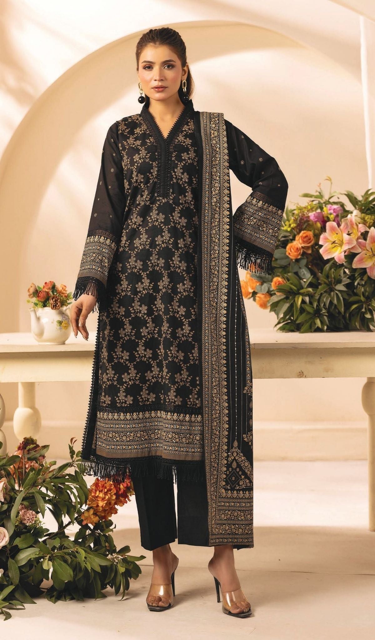3 Piece Unstitched Printed Lawn - V101