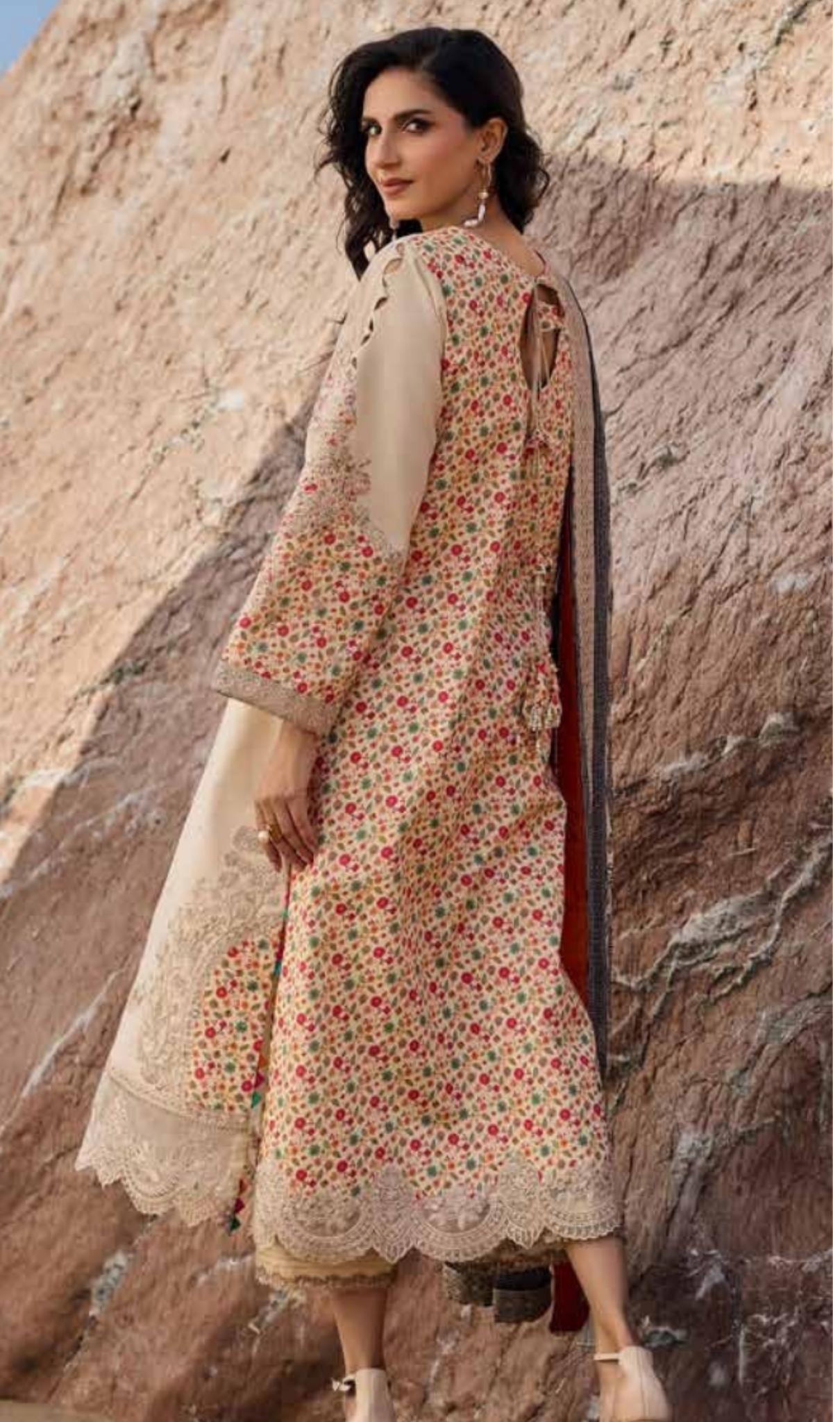 3 Piece Unstitched Embroidered Lawn - V601