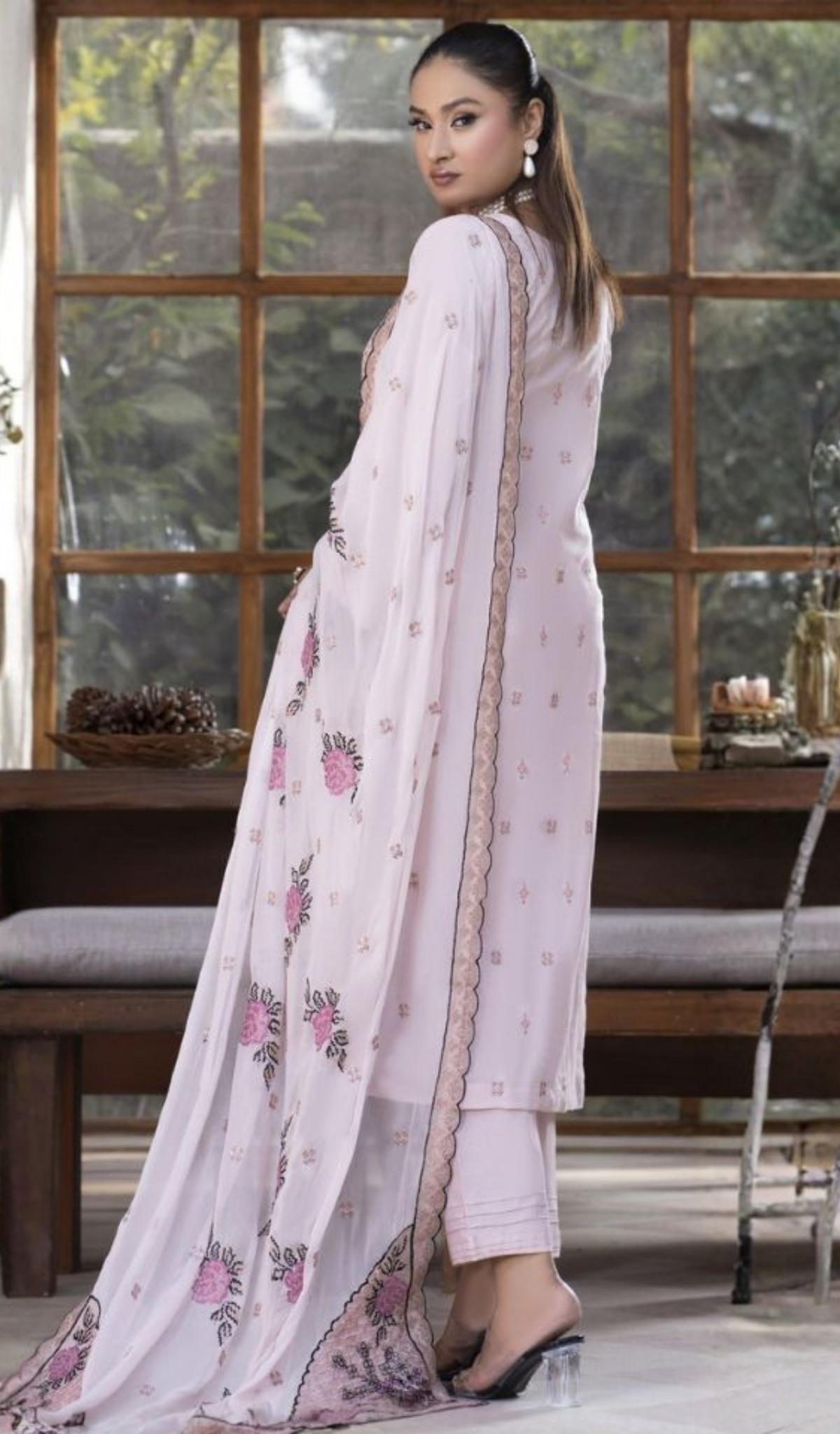 3 Piece Unstitched Embroidered Lawn - V804