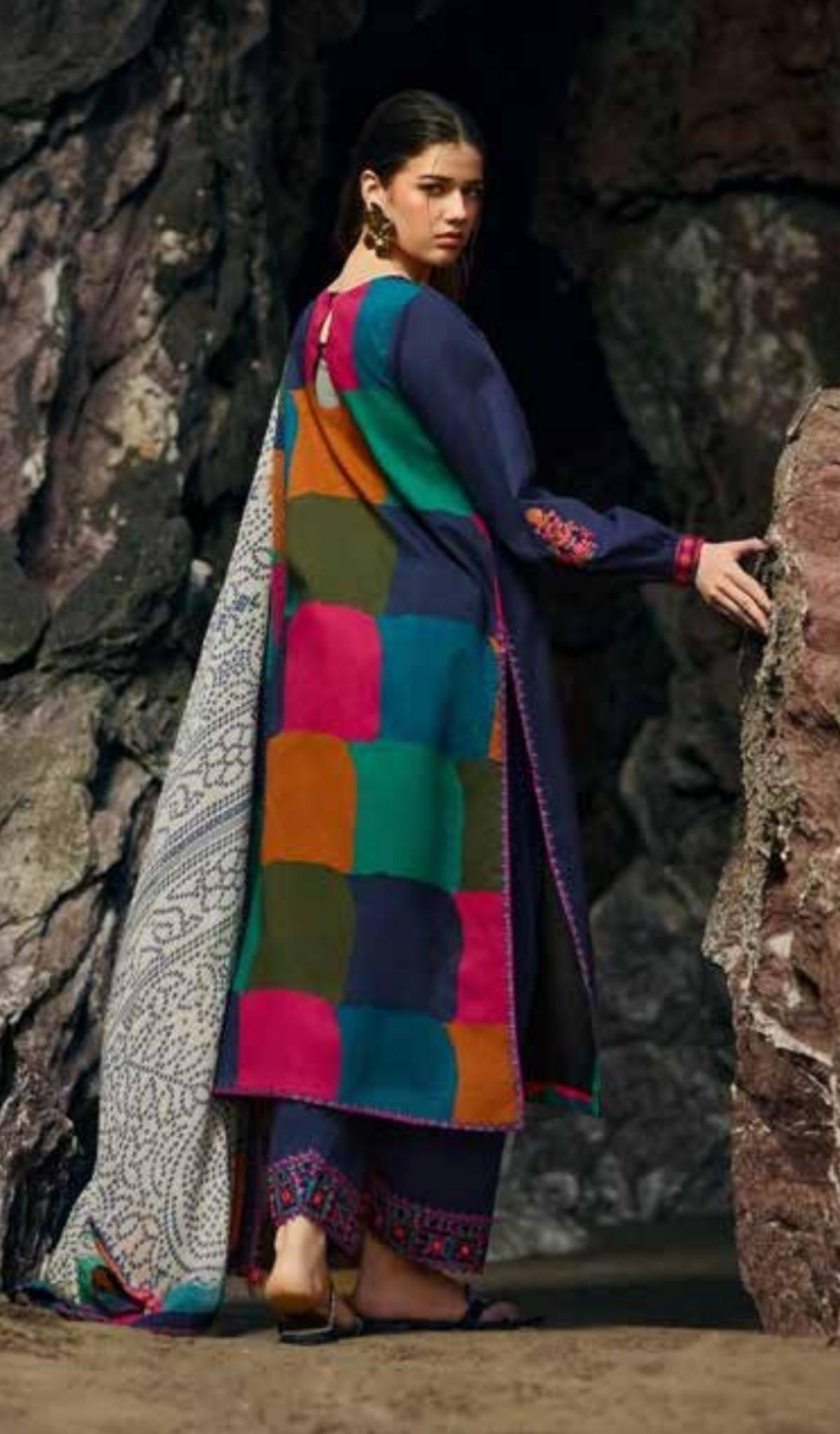 3 Piece Unstitched Embroidered Lawn - V604