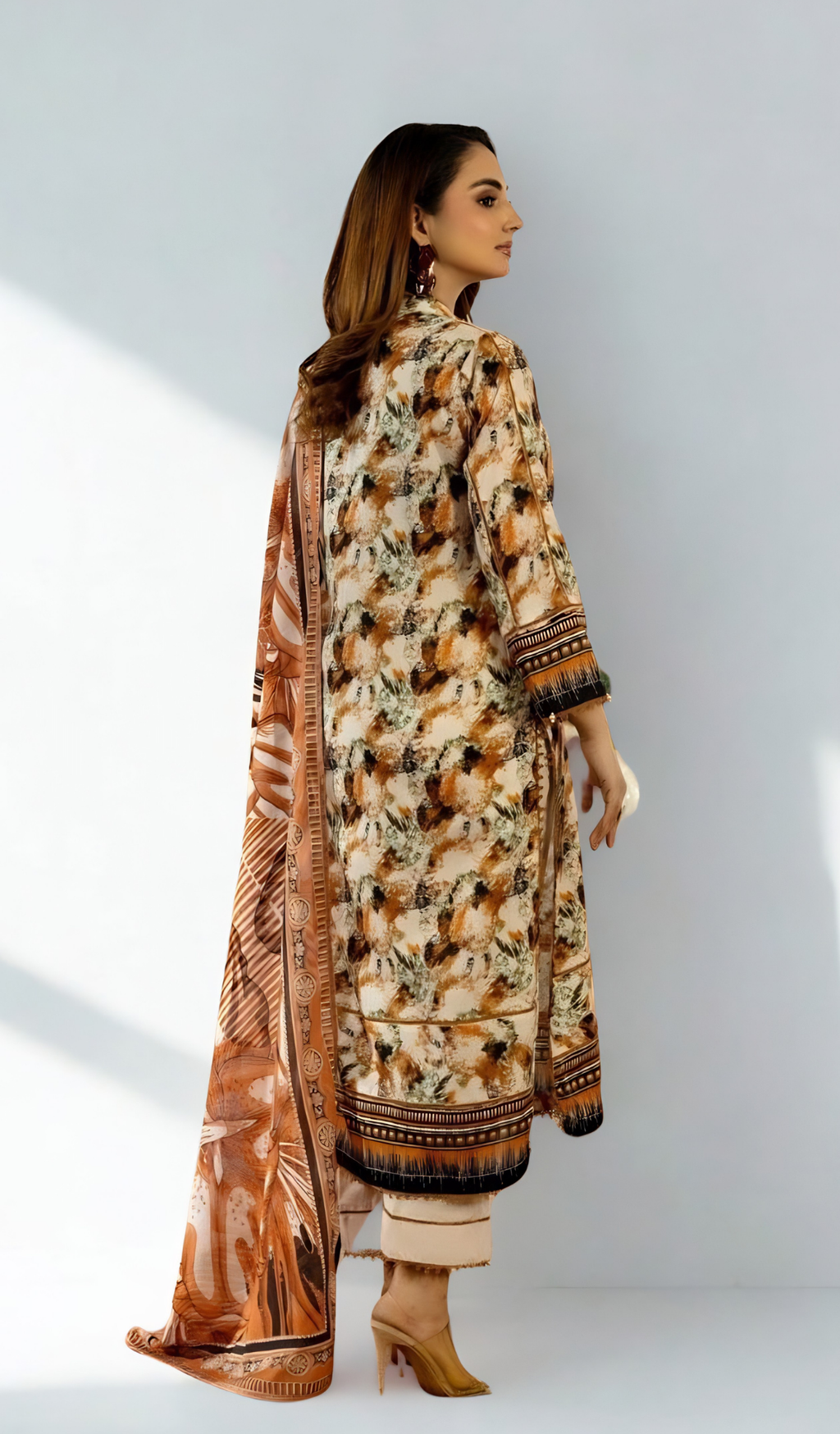 3 Piece Unstitched Digital Printed Lawn - V910