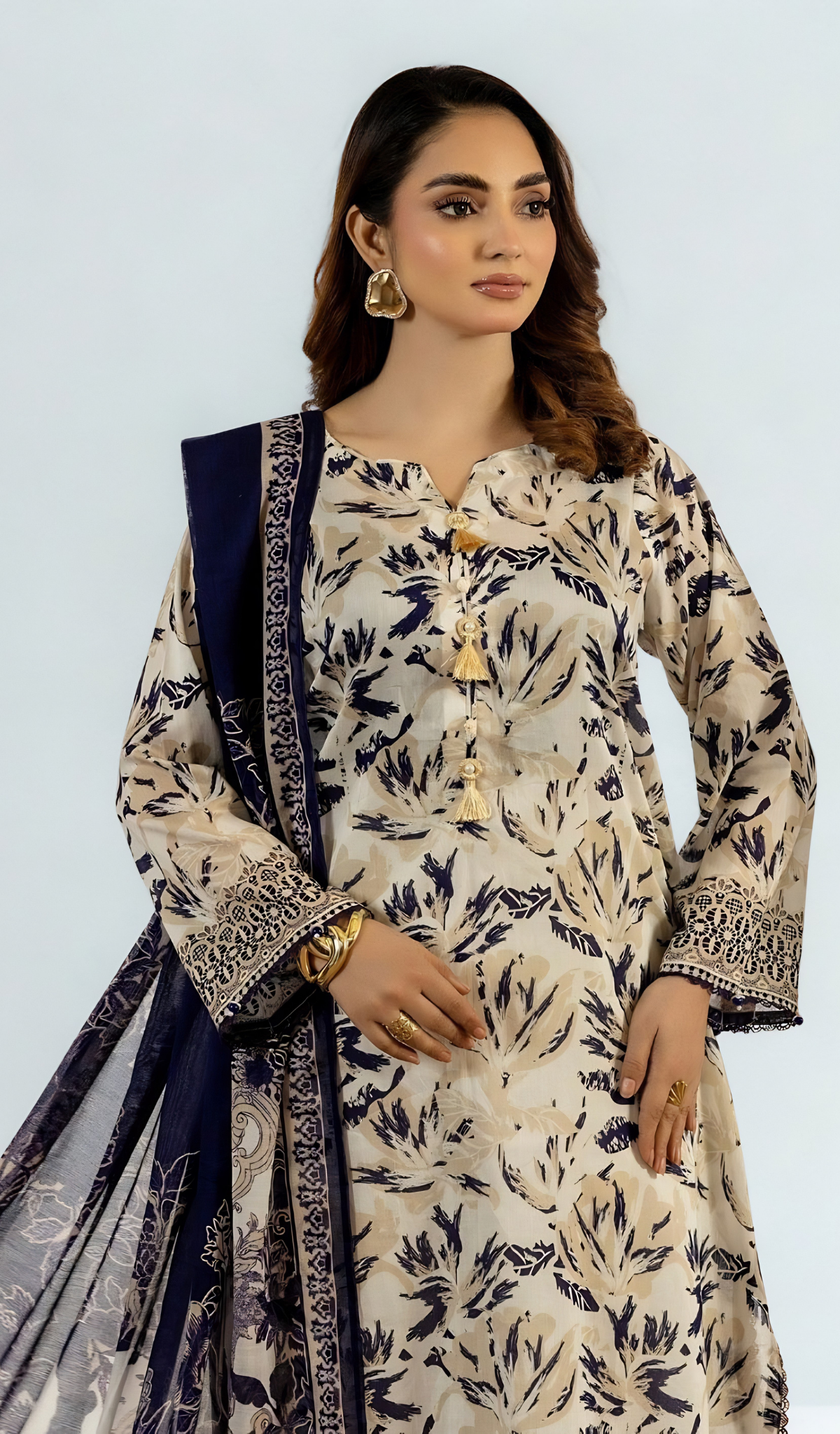 3 Piece Unstitched Digital Printed Lawn - V902